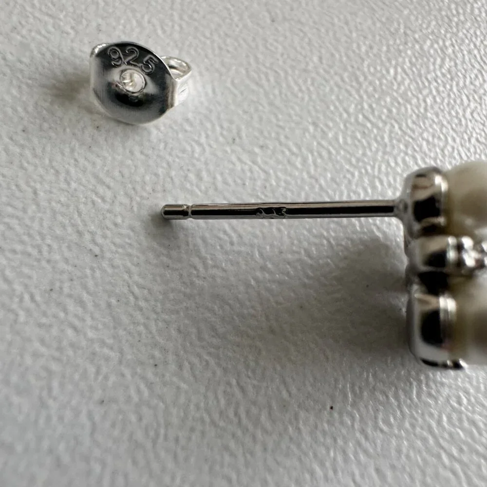 925 Sterling Silver Pearl & CZ Cluster Stud Earrings - Picture 5 of 6